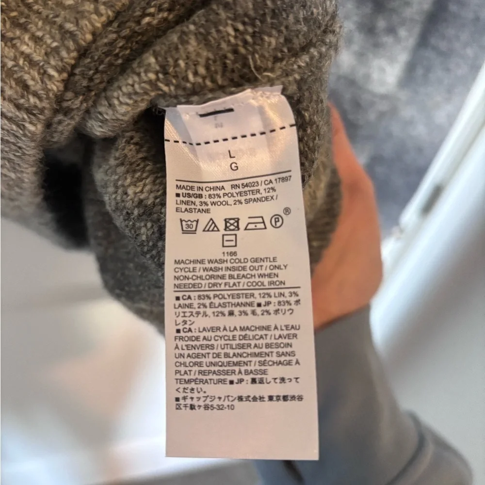 Banana Republic Men's Charcoal Crewneck Sweater